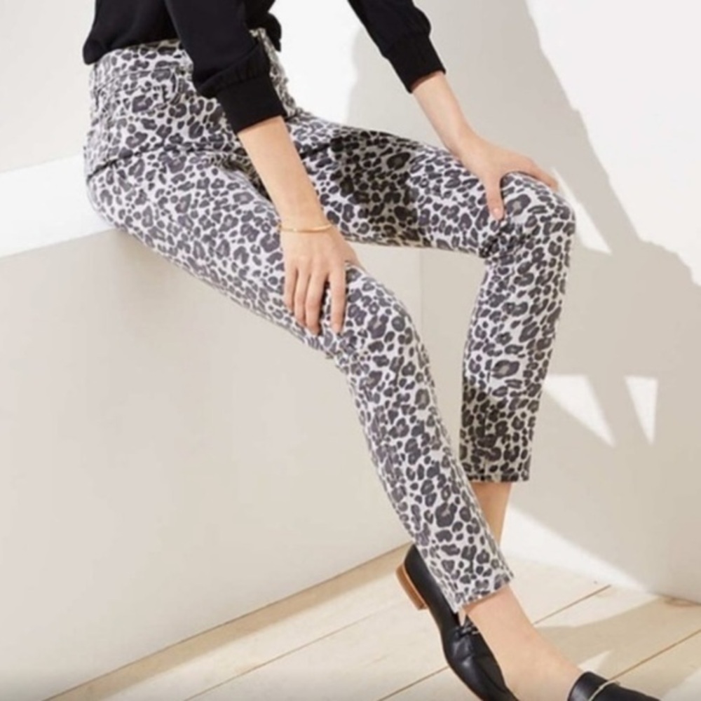LOFT sz 4 tan/grey animal print ankle crop stretch mid rise Modern Skinny jeans